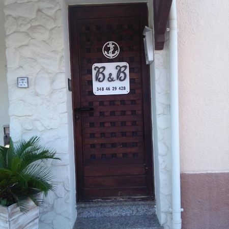 Hotel Bed&Breakfast Dolly SantʼAntìoco Exterior foto